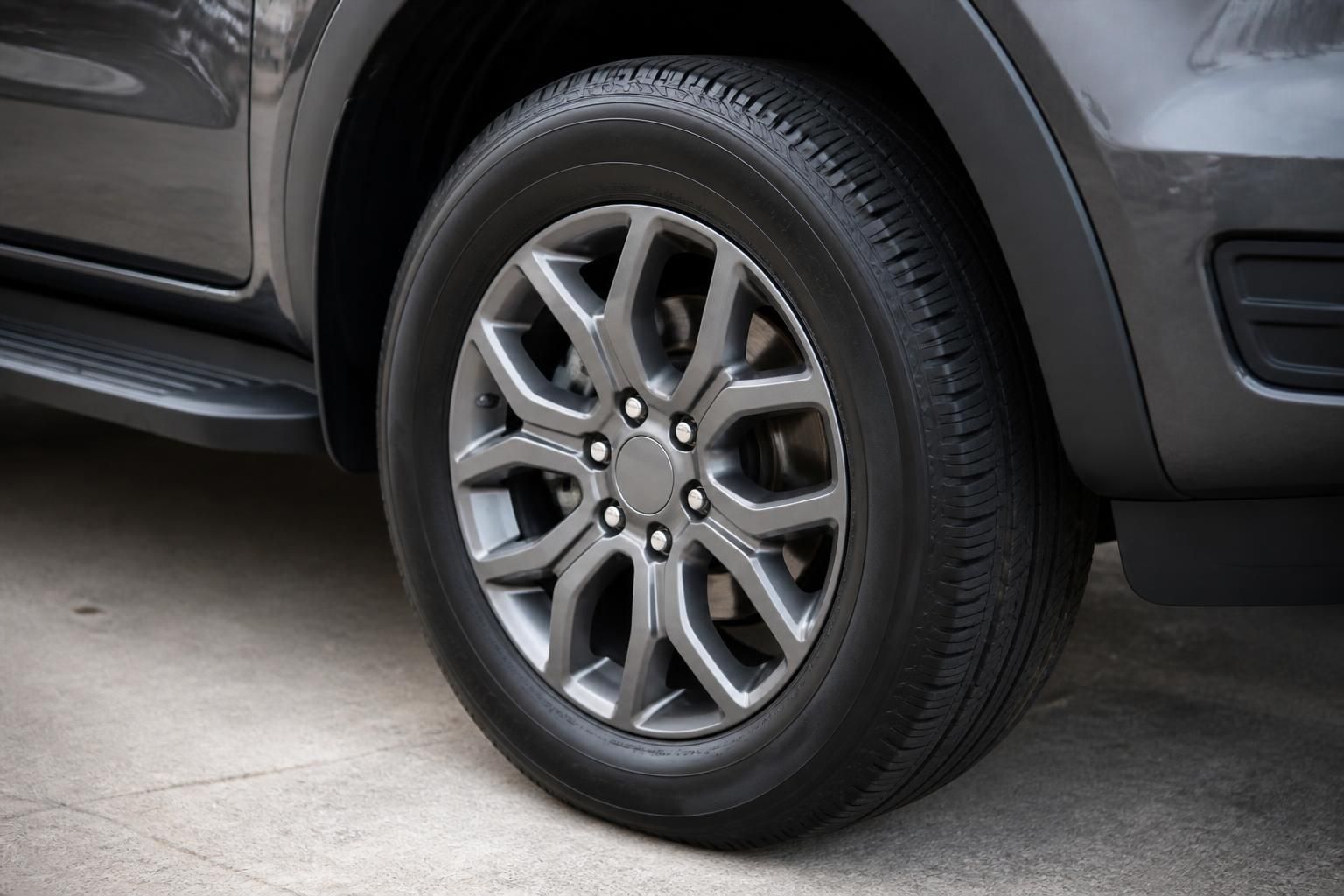 Finished tire service result with a clean mounted wheel.